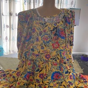 NWT 4X tunic top